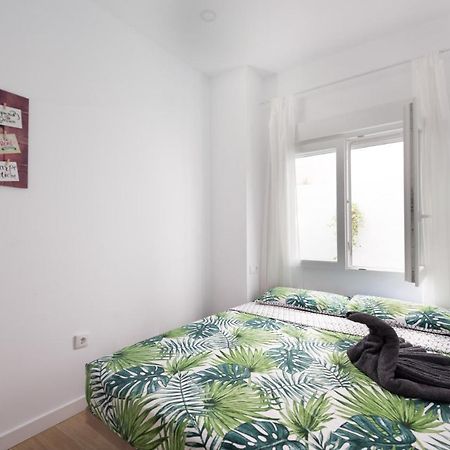 Cozy 3 Bed Apartment In The Heart Of アリカンテ エクステリア 写真